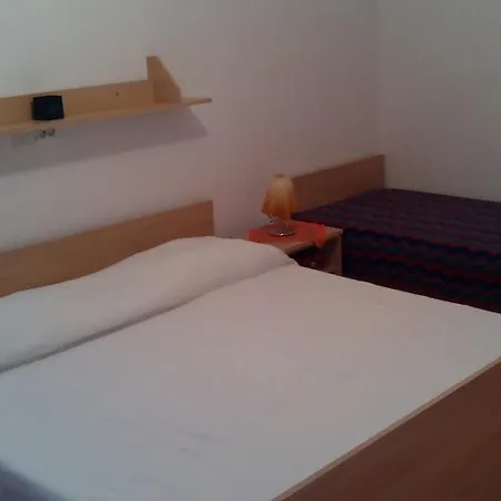 Apartament Marija *