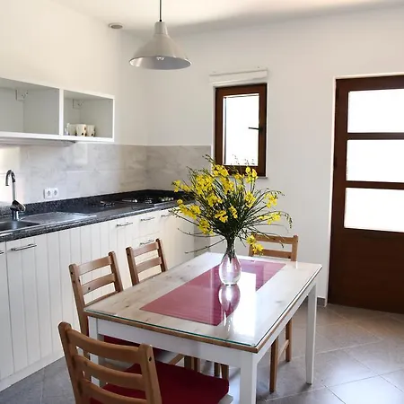 Marija דירה ביבינייה